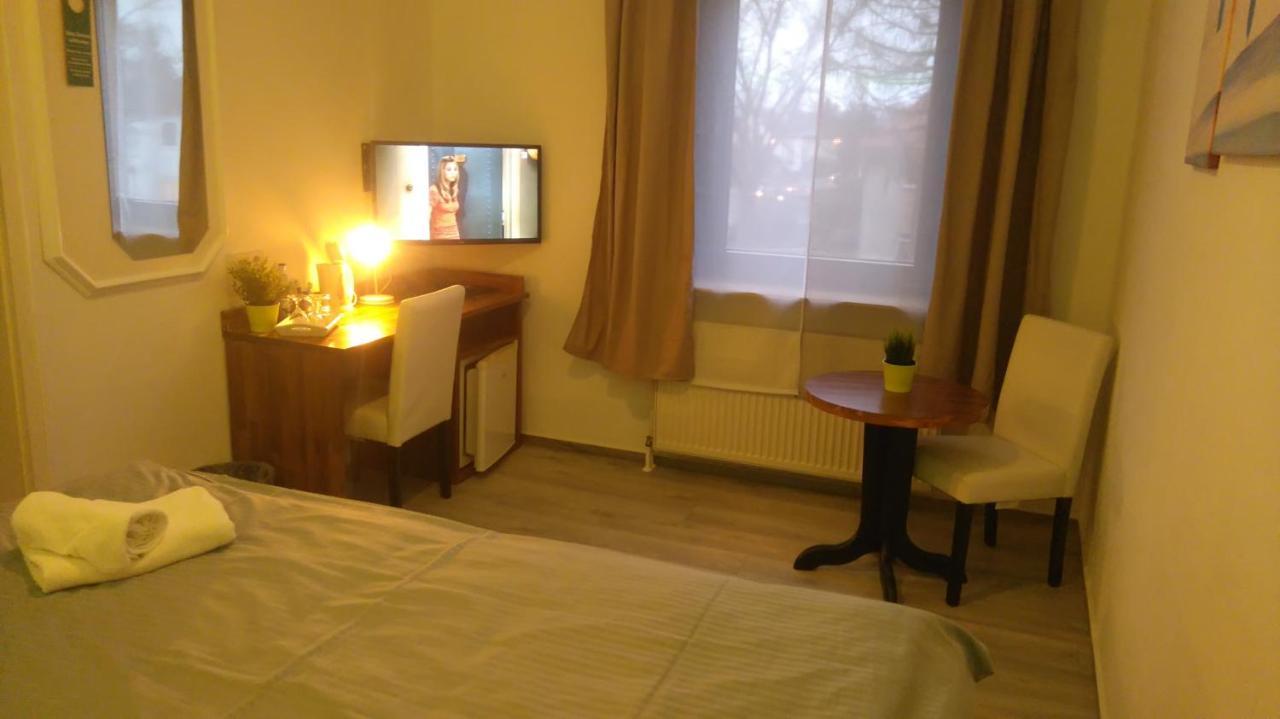 Bennetts Restaurant Und Hotel Wittingen Dış mekan fotoğraf